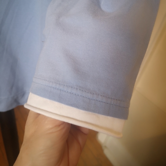 3/$20 Woolworths v-neck top - Picture 4 of 10